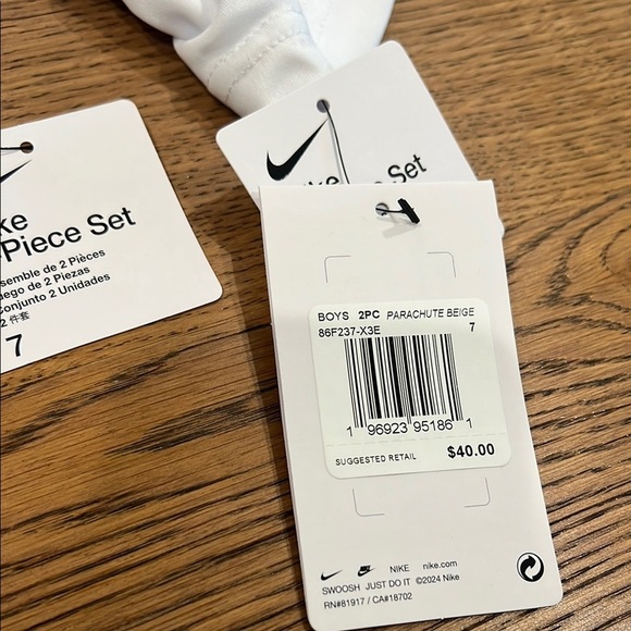 Nike Matching Set White and Tan Athletic Wear - Picture 3 of 4